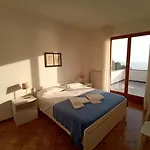 Casa Orchidea - Vista Mare Meravigliosa Apartament *